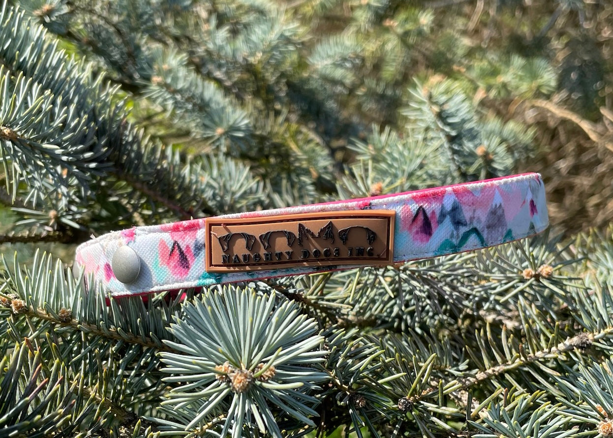 Tetons Collar: LIMITED EDITIONS BREAST CANCER EDITION
